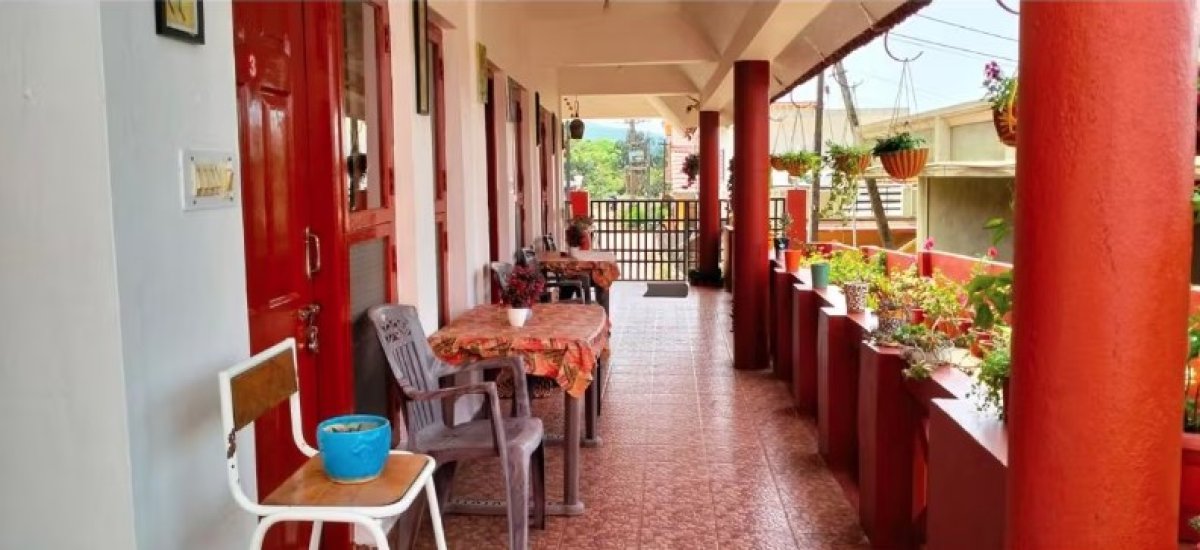 1396_Holidayincoorg_Brick_Lane_3_2.jpg
